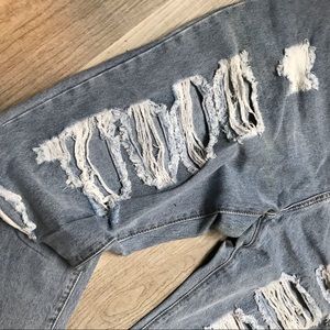 Brand new never worn 1XL ripped mom jeans.